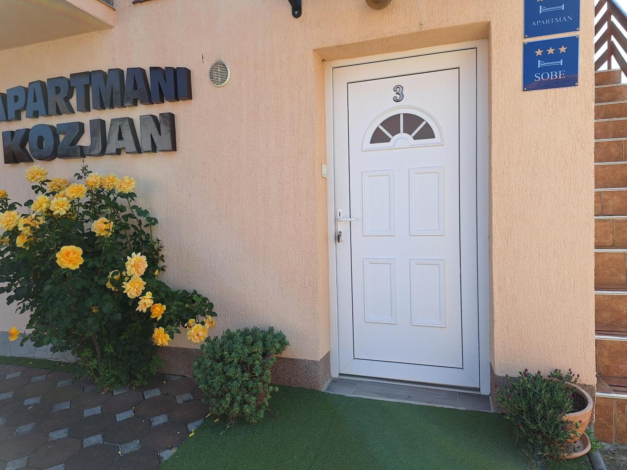 Apartments Kozjan Karlovac Luaran gambar