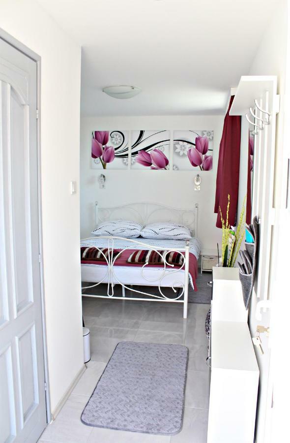 Apartments Kozjan Karlovac Luaran gambar