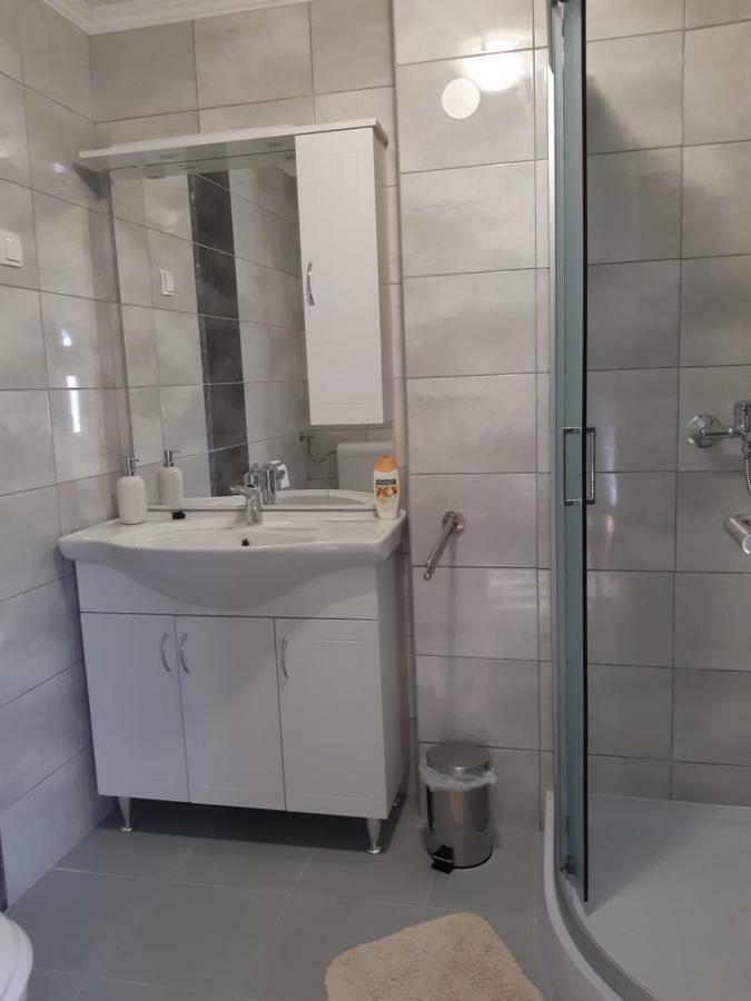 Apartments Kozjan Karlovac Luaran gambar